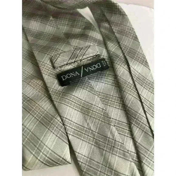 Dona Vincero Men's Plaid Necktie Gray & White Classic Length - Picture 2 of 3